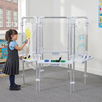 6 Sided Children's Easel + 6 Clear Boards