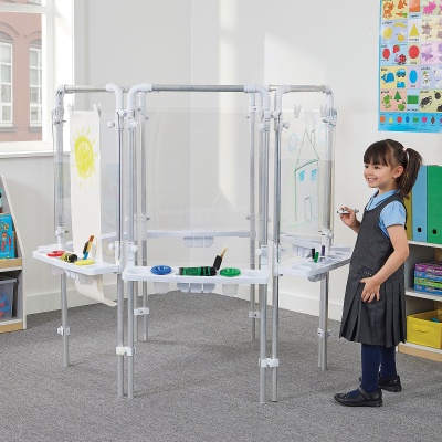 6 Sided Children's Easel + 6 Clear Boards