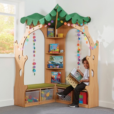 Zona Children's Library - Tree House Library Corner