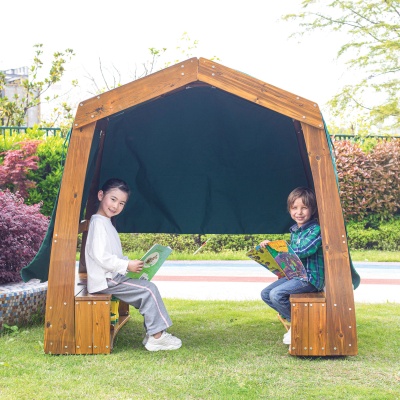 Children's Outdoor Reading Den