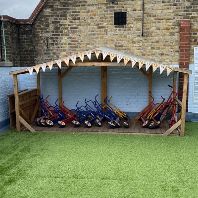 Children's Outdoor Shelter