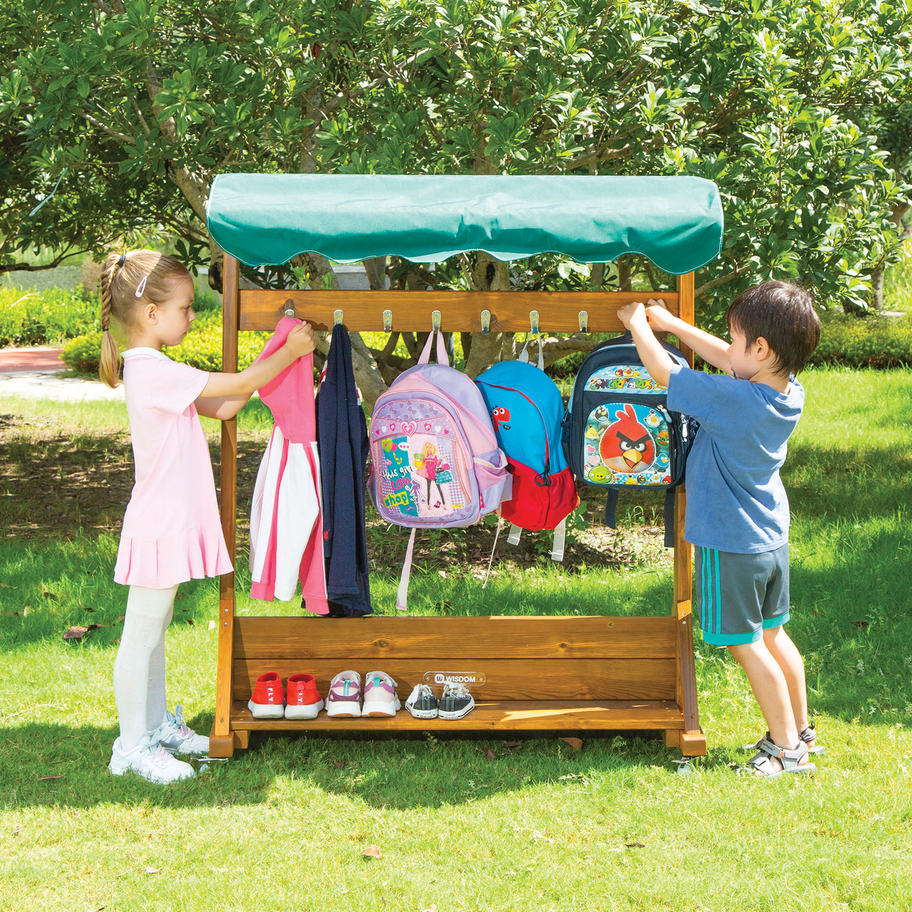 Outdoor Mobile Cloakroom