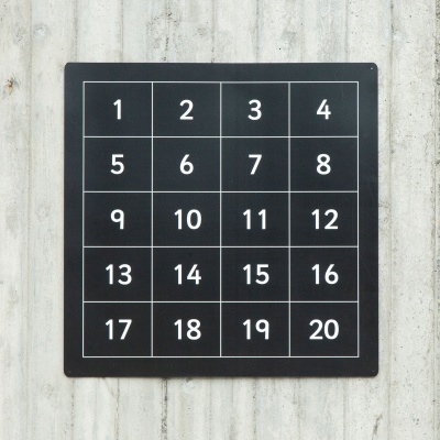 Outdoor - Number 1-20 Chalkboard