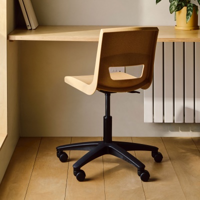 Postura+ Wood Mix Task Chair